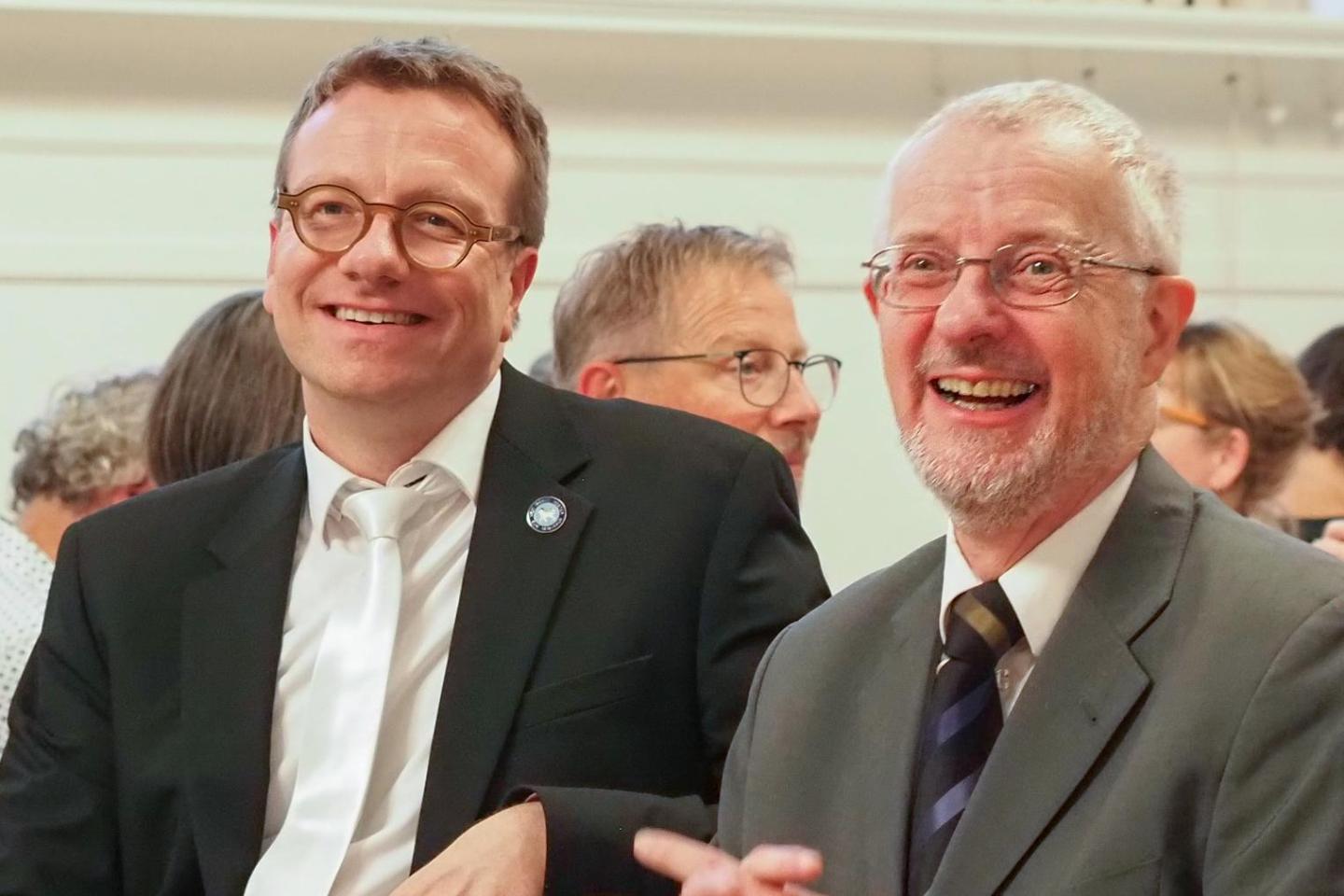 Der alte und der neue Pfarrer